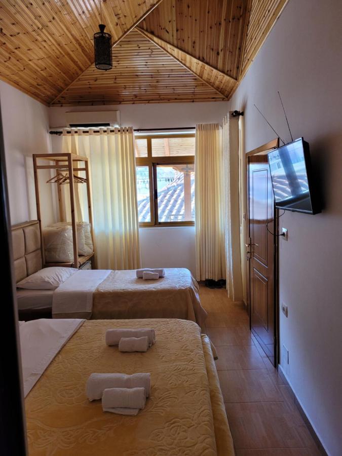 Nako Guest House Bar&Restaurants Permet Ngoại thất bức ảnh