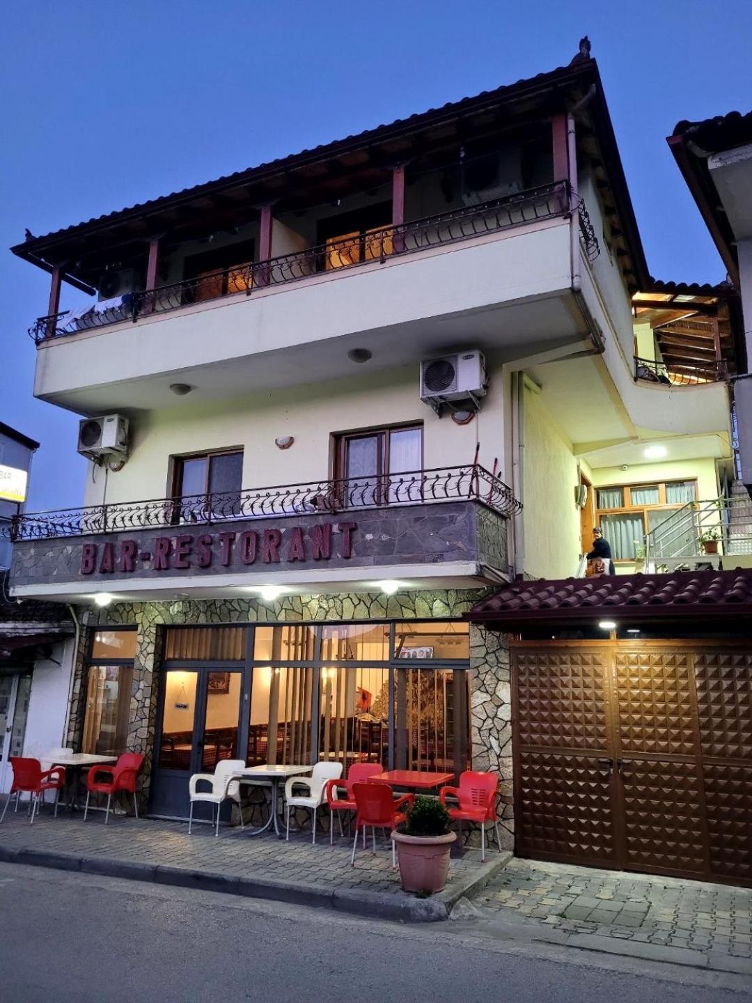Nako Guest House Bar&Restaurants Permet Ngoại thất bức ảnh