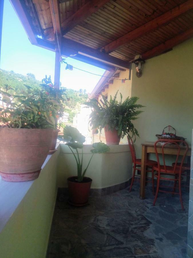 Nako Guest House Bar&Restaurants Permet Ngoại thất bức ảnh