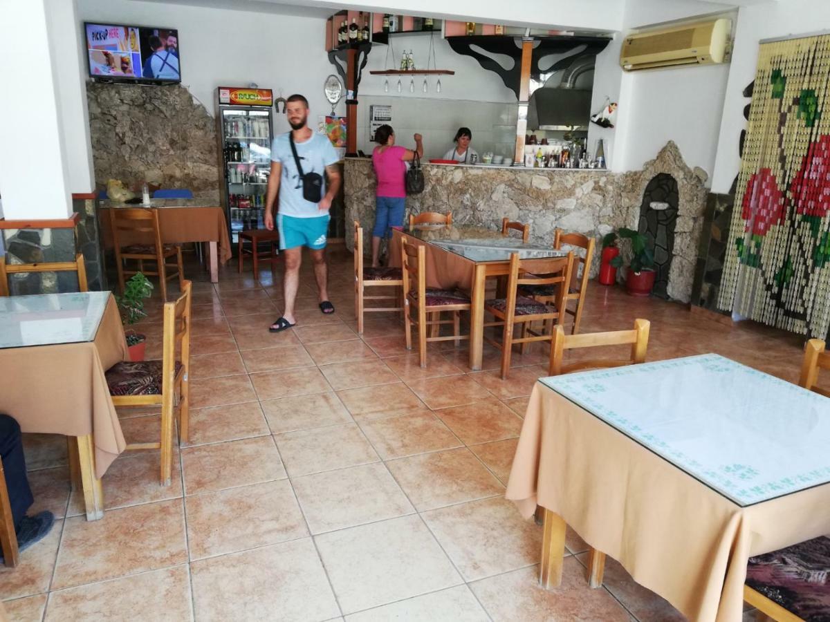 Nako Guest House Bar&Restaurants Permet Ngoại thất bức ảnh