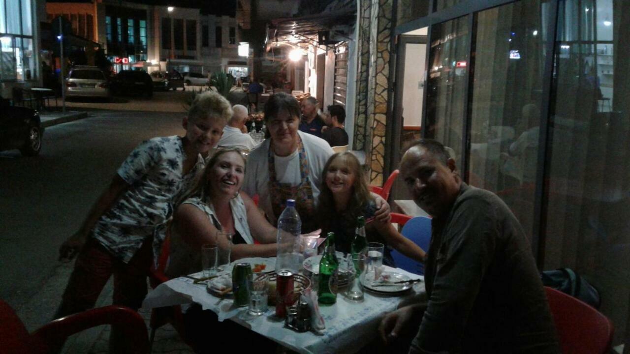 Nako Guest House Bar&Restaurants Permet Ngoại thất bức ảnh